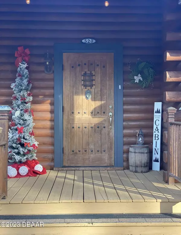 Crescent City, FL 32112,520 N Lake ST