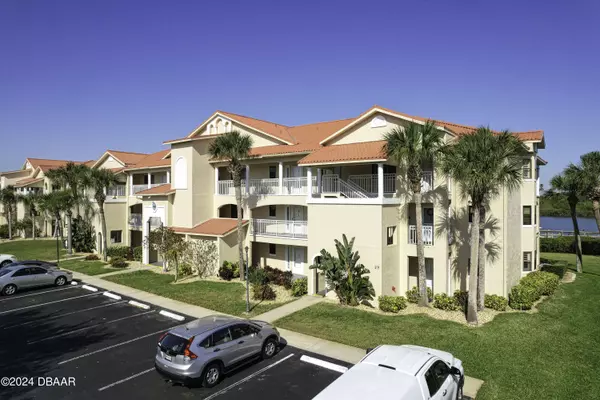 New Smyrna Beach, FL 32169,462 Bouchelle DR