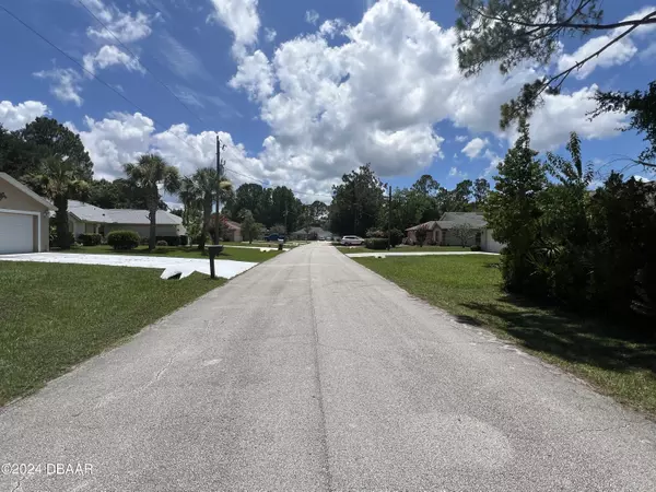 Palm Coast, FL 32137,15 Pebble Stone LN