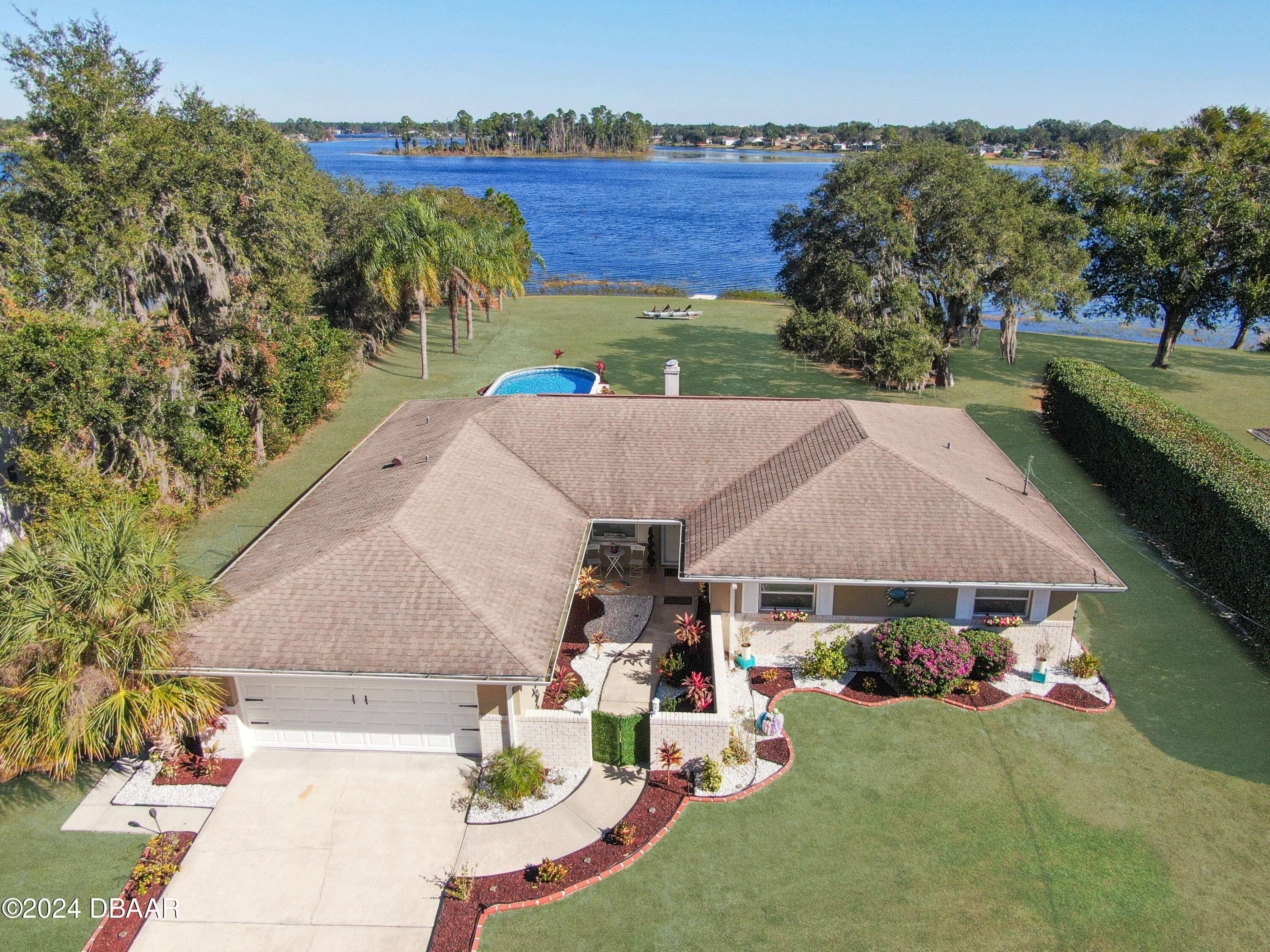 2032 Dumas DR, Deltona, FL 32738