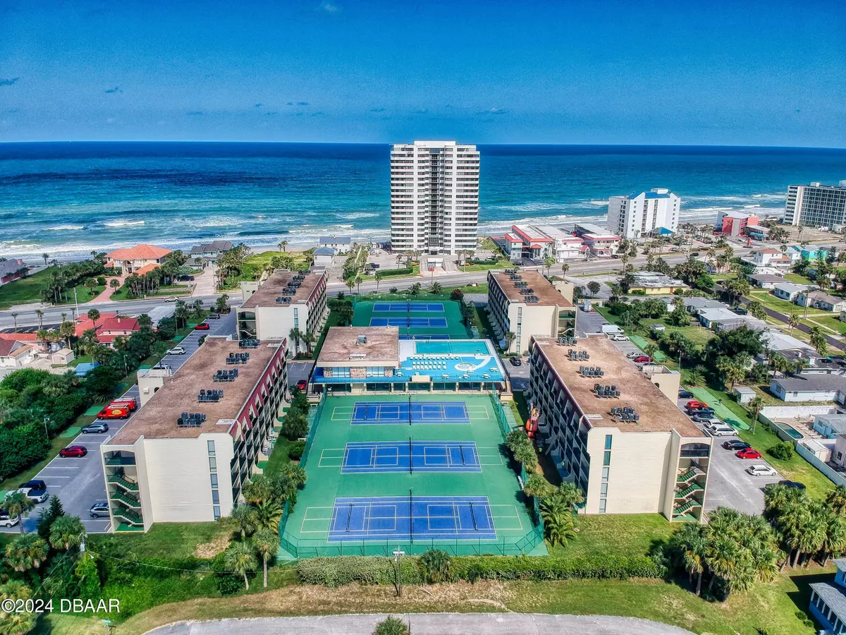 Daytona Beach, FL 32118,1429 N Atlantic AVE