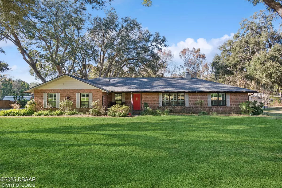 Melrose, FL 32666,607 SE 28th WAY