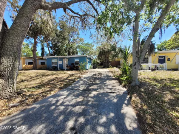 South Daytona, FL 32119,605 Calhoun ST