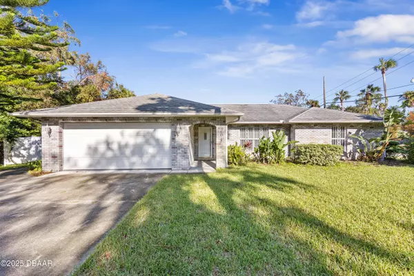 New Smyrna Beach, FL 32168,203 N Duss ST
