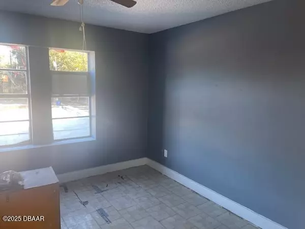 Seville, FL 32190,1700 US Highway 17