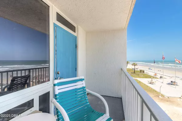 Daytona Beach, FL 32118,935 S Atlantic AVE