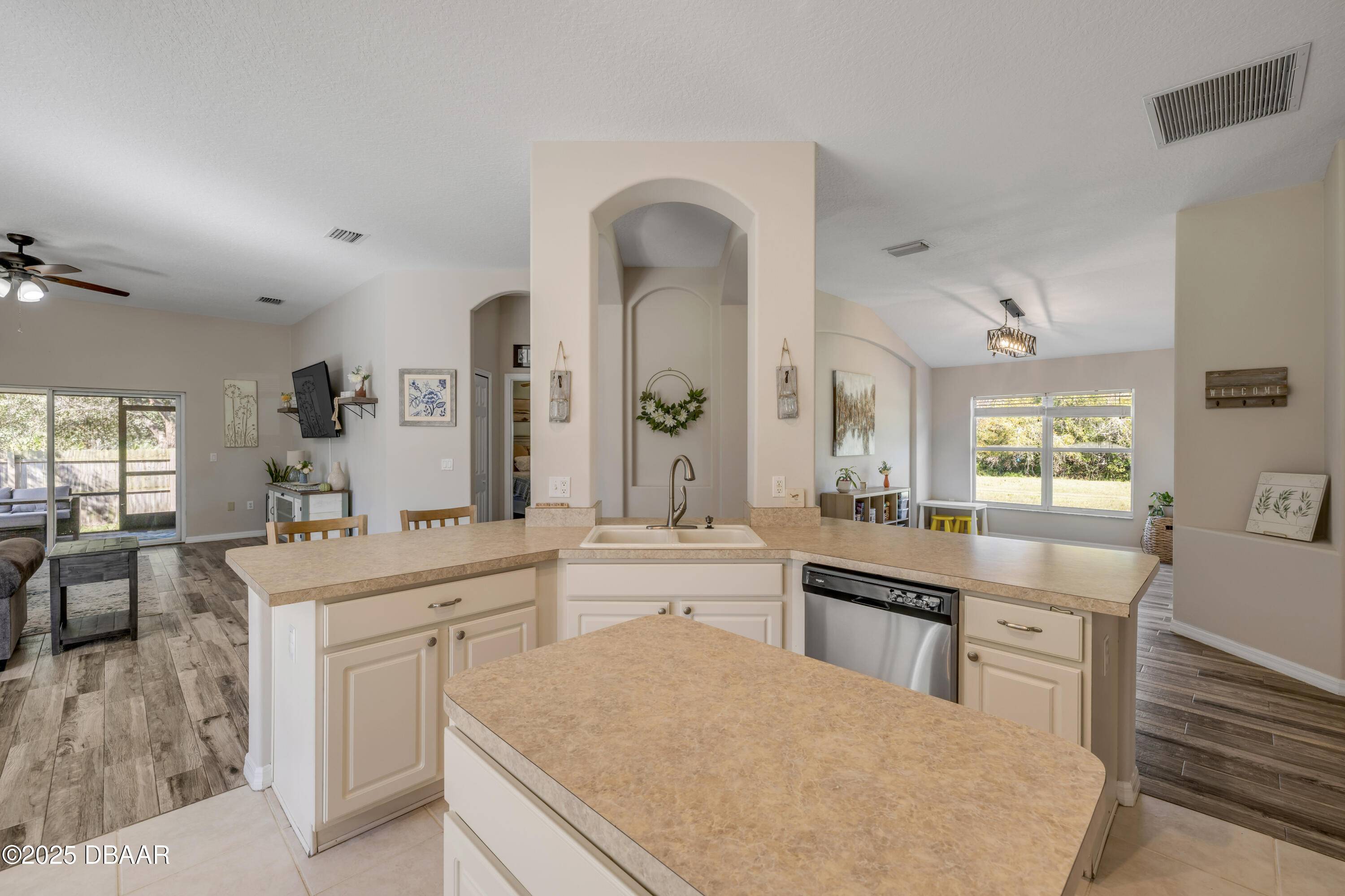 Deland, FL 32724,1880 1st AVE