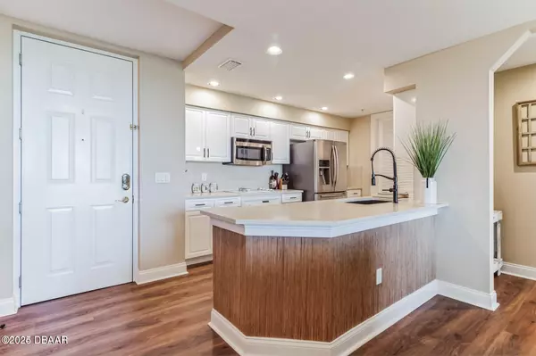 Ponce Inlet, FL 32127,4672 Riverwalk Village CT
