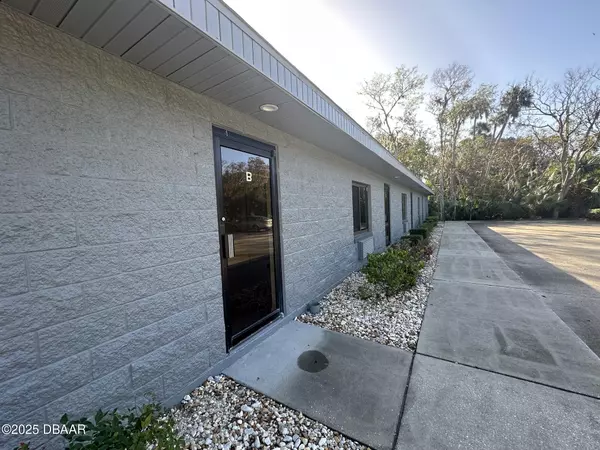 4251 Spruce Creek RD, Port Orange, FL 32127