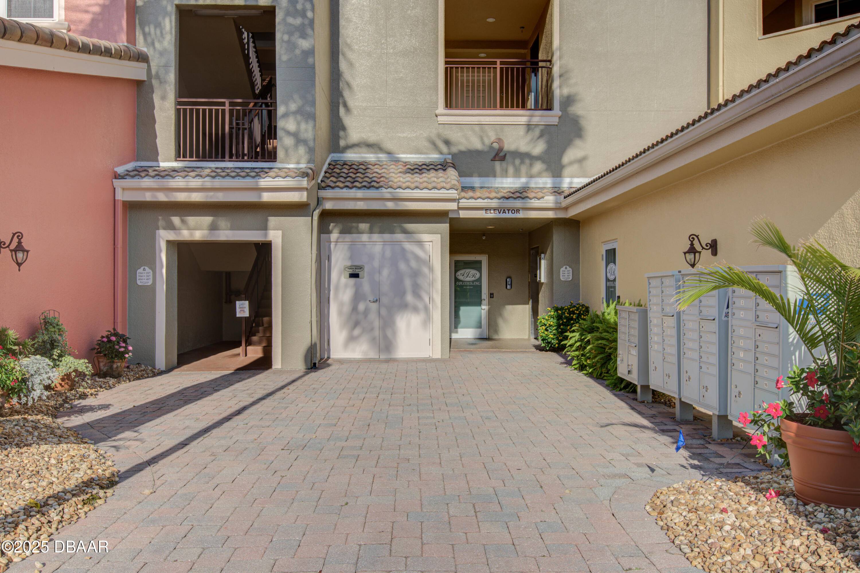 New Smyrna Beach, FL 32168,424 Luna Bella LN