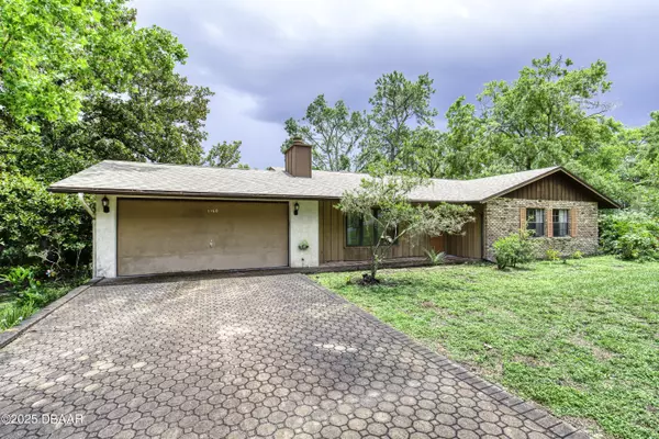 Mount Dora, FL 32757,1960 Hillside DR