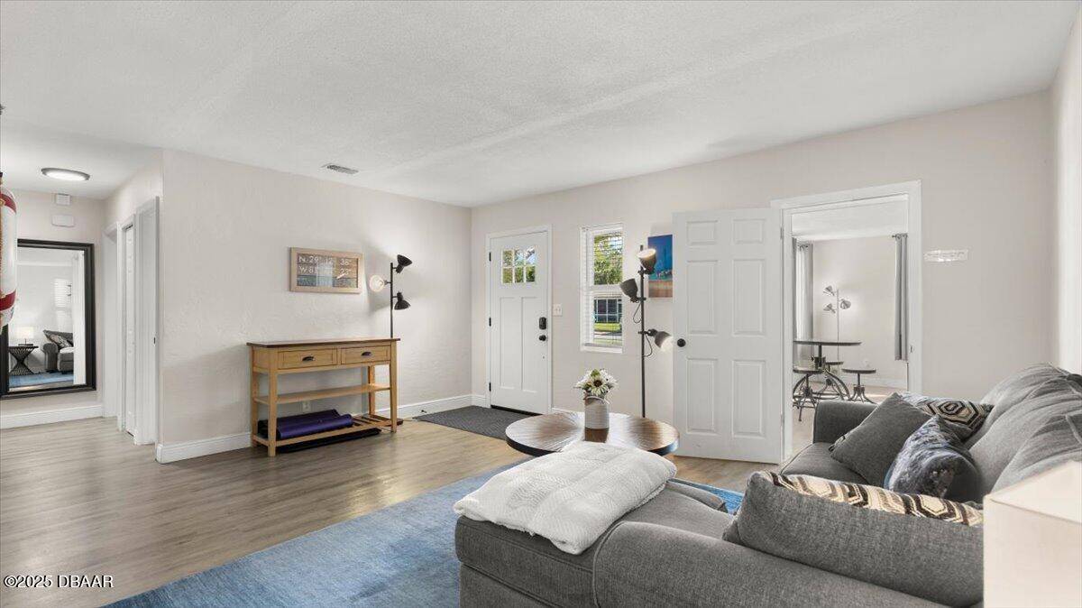 Daytona Beach, FL 32117,1030 Alice DR