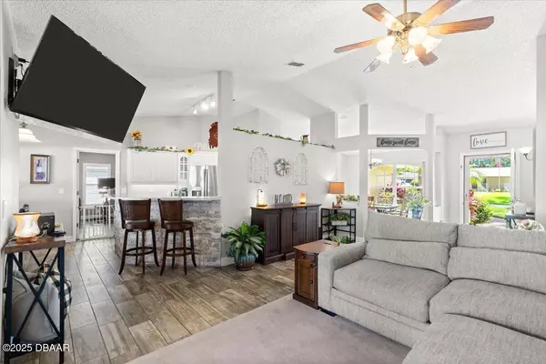 Edgewater, FL 32141,3132 Mango Tree DR