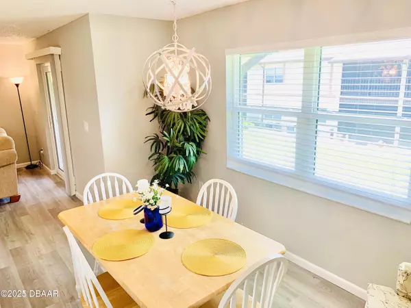 South Daytona, FL 32119,415 Banana Cay DR