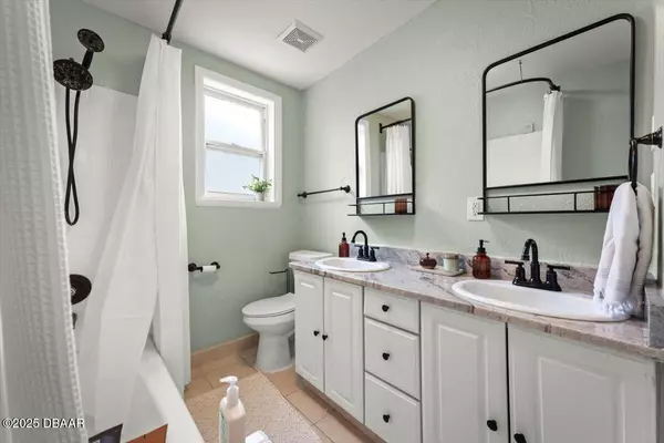 Jacksonville, FL 32207,2057 Huntsford RD