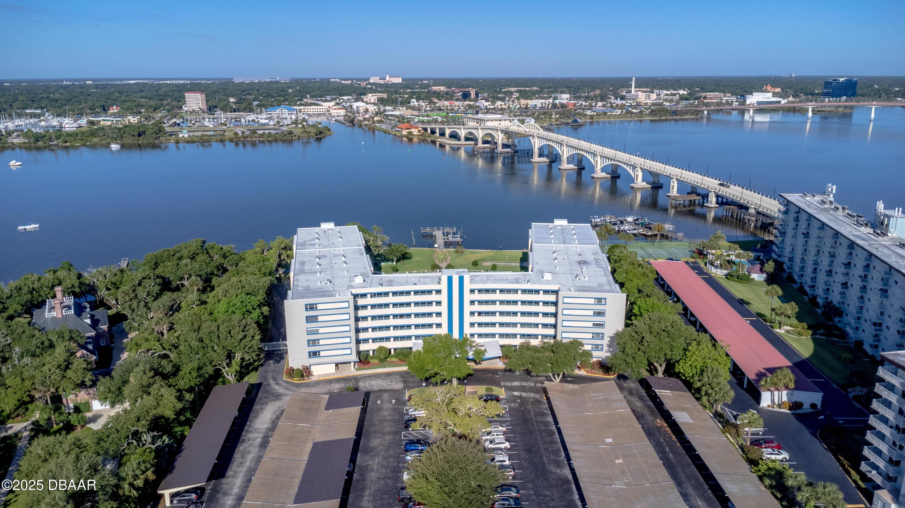 1224 S Peninsula DR, Daytona Beach, FL 32118