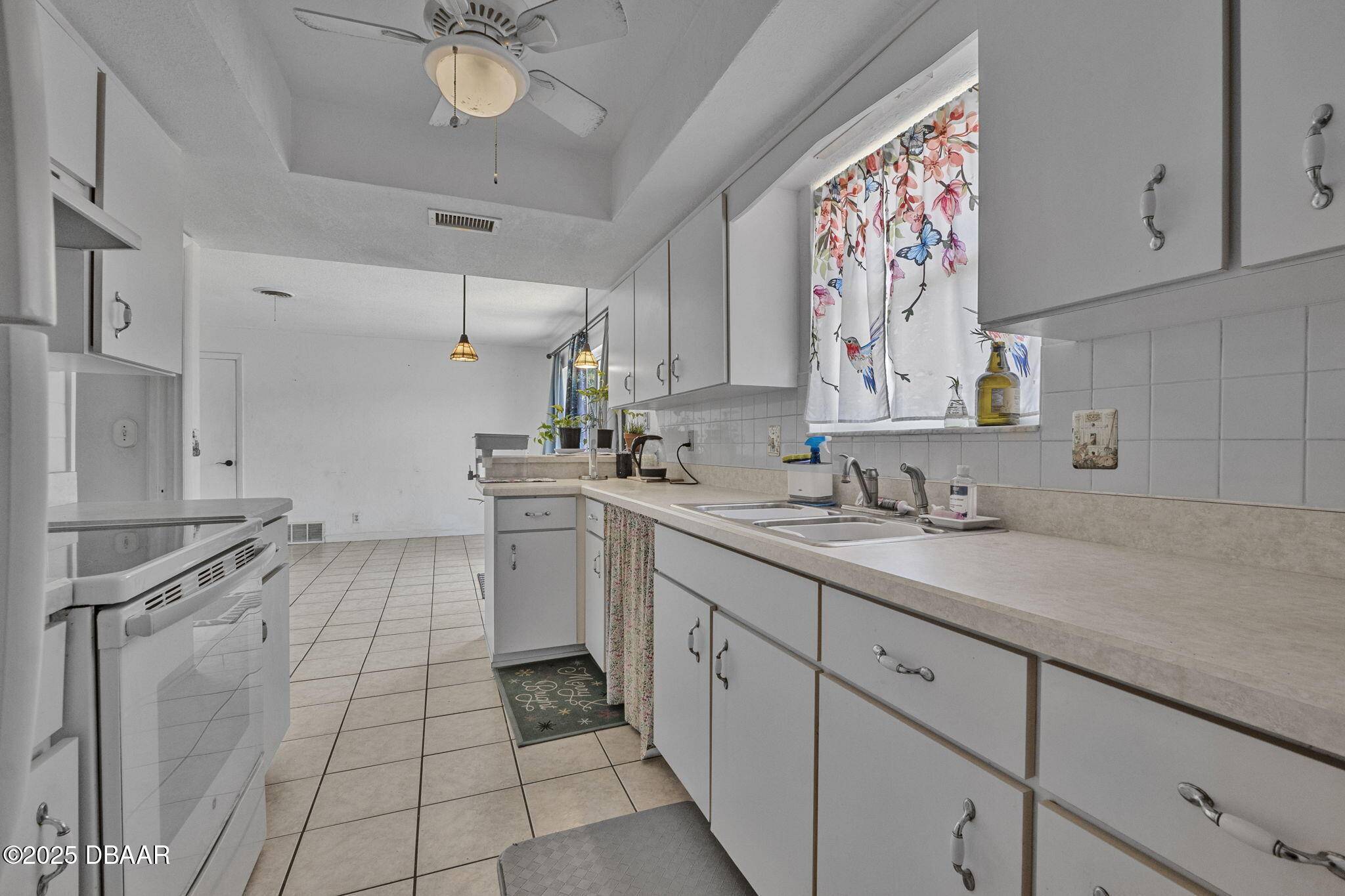 Ormond Beach, FL 32176,5 Bay Tree CIR