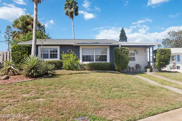 32 Seaside DR, Ormond Beach, FL 32176