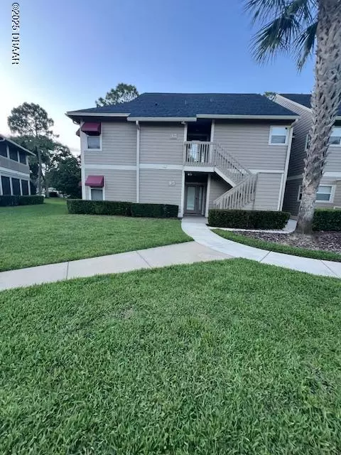 45 Magnolia DR, Ormond Beach, FL 32174