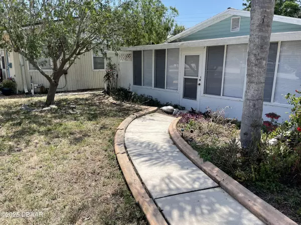 Ormond Beach, FL 32176,66 River DR