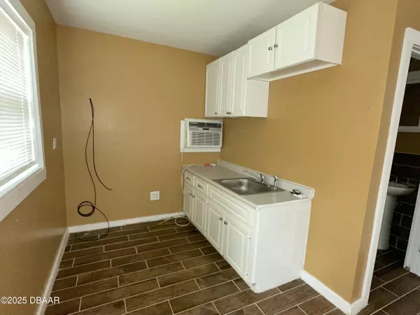 Oak Hill, FL 32759,251 Us Hwy 1