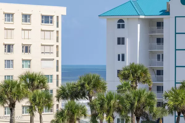 Ponce Inlet, FL 32127,4670 Links Village DR