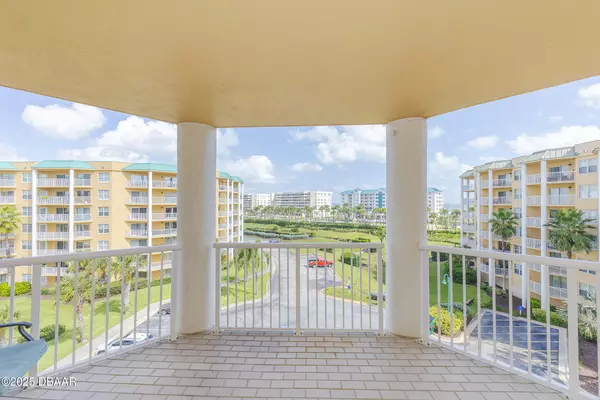 Ponce Inlet, FL 32127,4670 Links Village DR