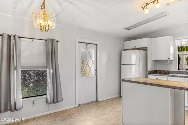 Edgewater, FL 32141,2201 S Ridgewood AVE