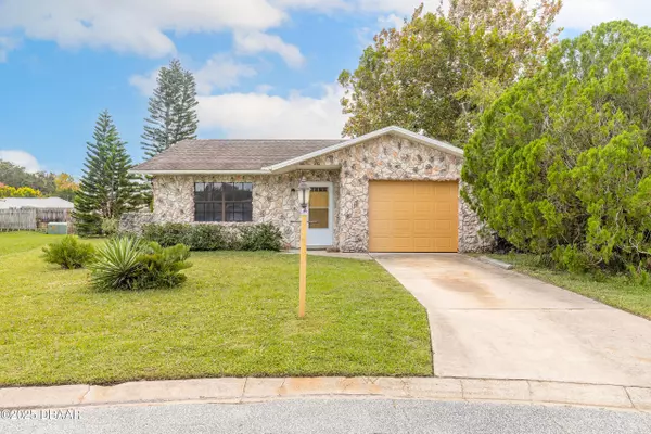 1316 Point CT, Port Orange, FL 32127