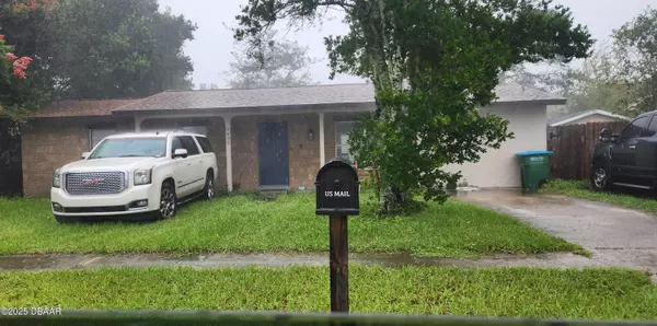 2493 Hope AVE, Deltona, FL 32738