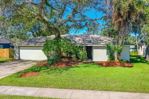693 Reillys RD, Port Orange, FL 32127