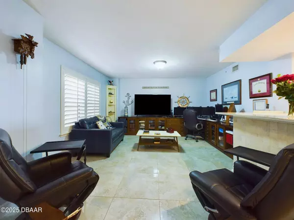 Ponce Inlet, FL 32127,4670 Links Village DR
