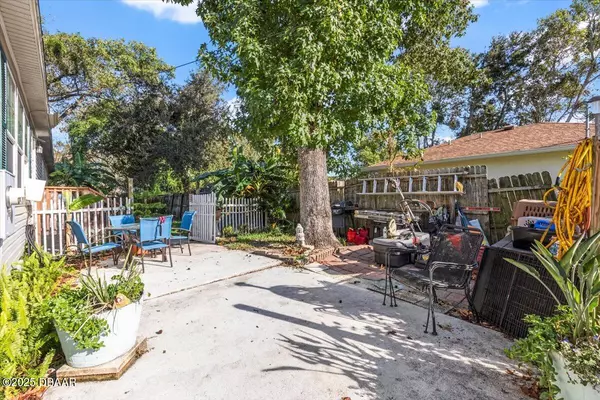 Holly Hill, FL 32117,605 Cedar AVE