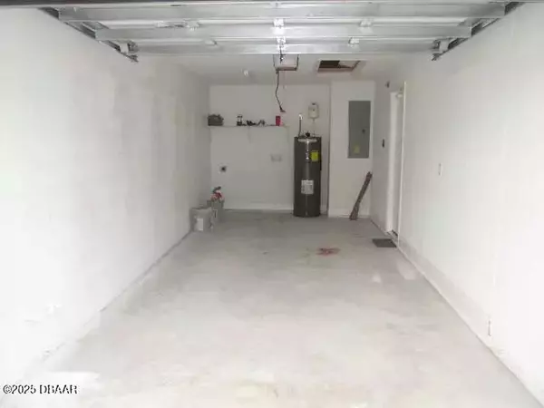 Ormond Beach, FL 32174,1201 Avenue O