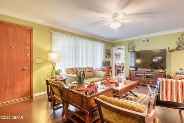 South Daytona, FL 32119,857 Valencia RD