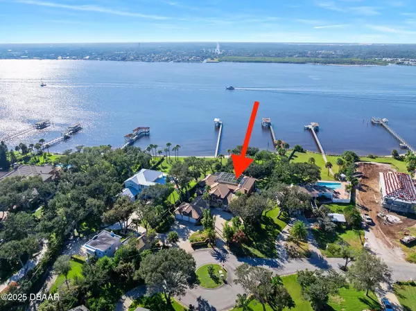 Daytona Beach, FL 32118,2432 Dodge DR