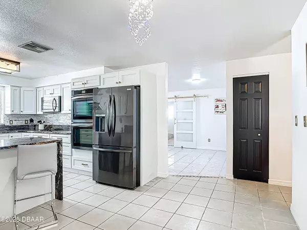 South Daytona, FL 32119,1725 Jacobs RD