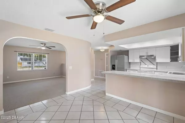 Deltona, FL 32738,2167 Swanson DR