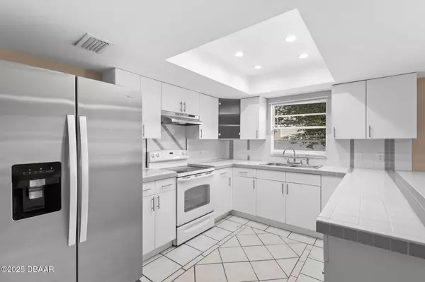 Deltona, FL 32738,2167 Swanson DR