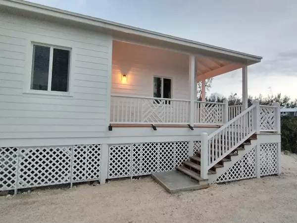 BEACH COTTAGE Long Island