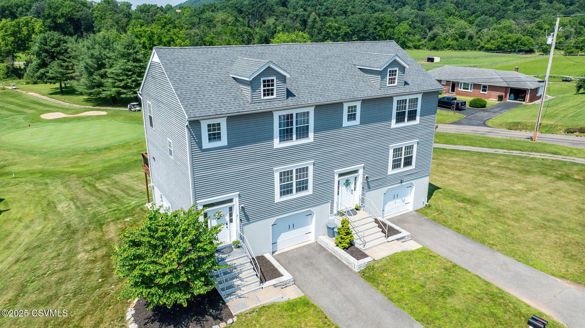 7 WILLIAMSBURG BLVD, Bloomsburg, PA 17815