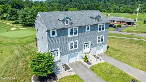 7 WILLIAMSBURG BLVD, Bloomsburg, PA 17815