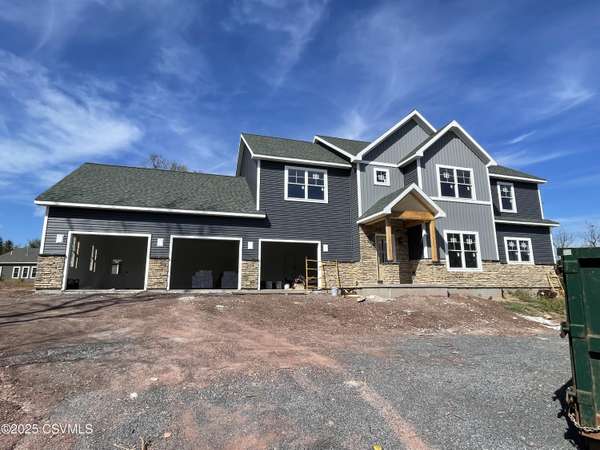 692 BEAGLE CLUB RD, Lewisburg, PA 17837