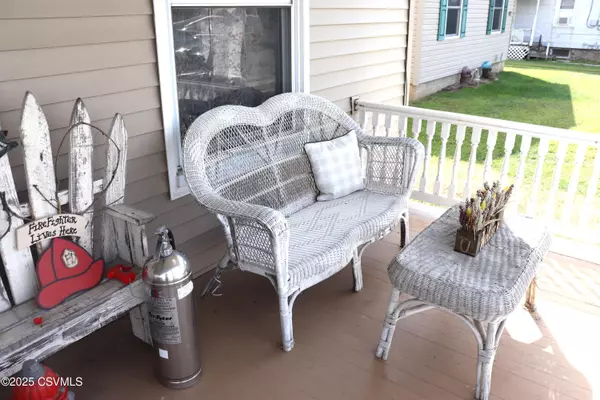 Nescopeck, PA 18635,824 E 2ND ST