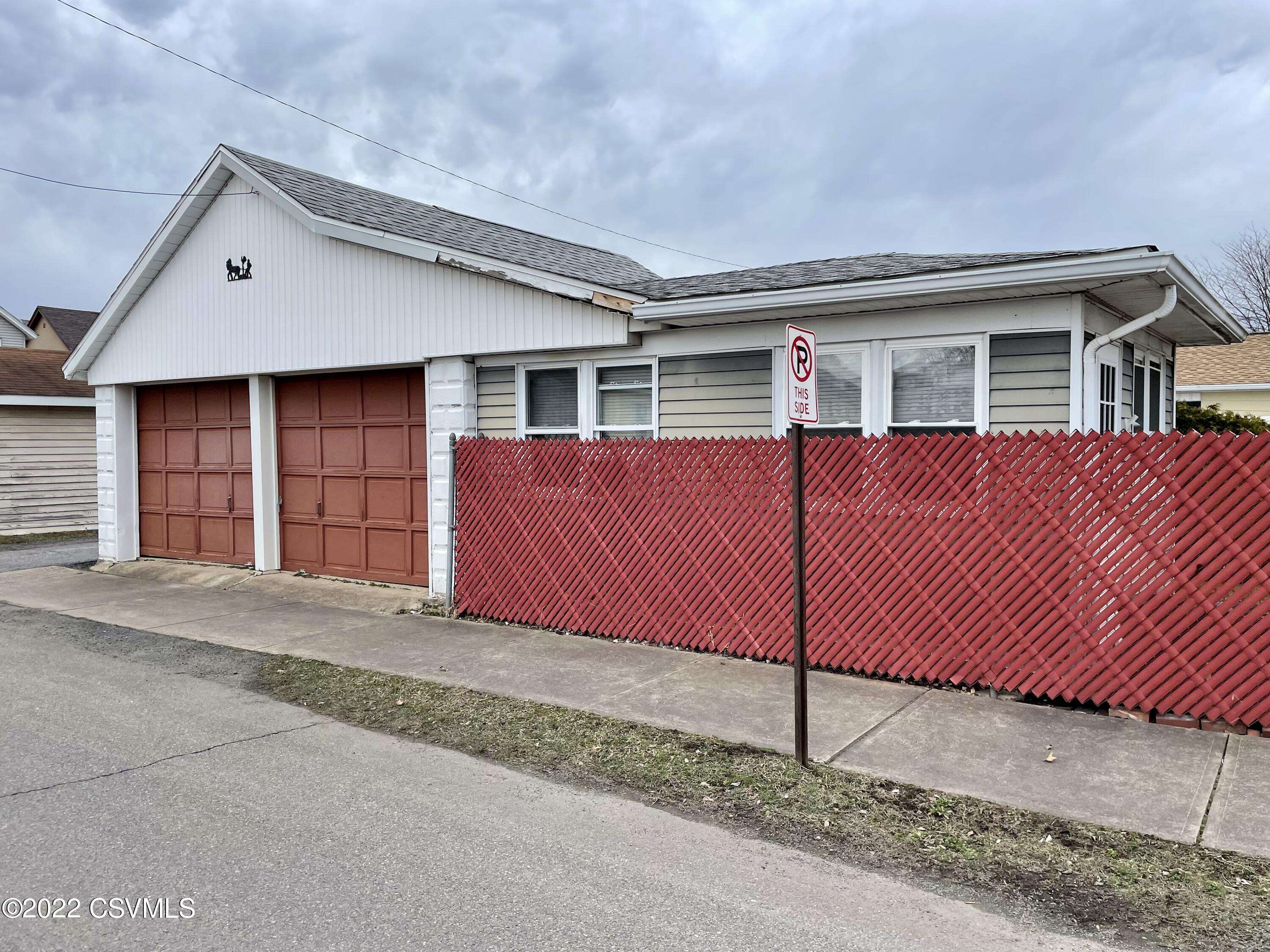 Berwick, PA 18603,601 MONROE ST