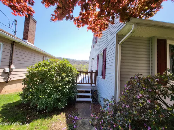 Bloomsburg, PA 17815,230 W 12TH ST