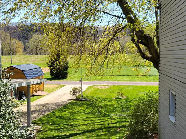 Bloomsburg, PA 17815,230 W 12TH ST