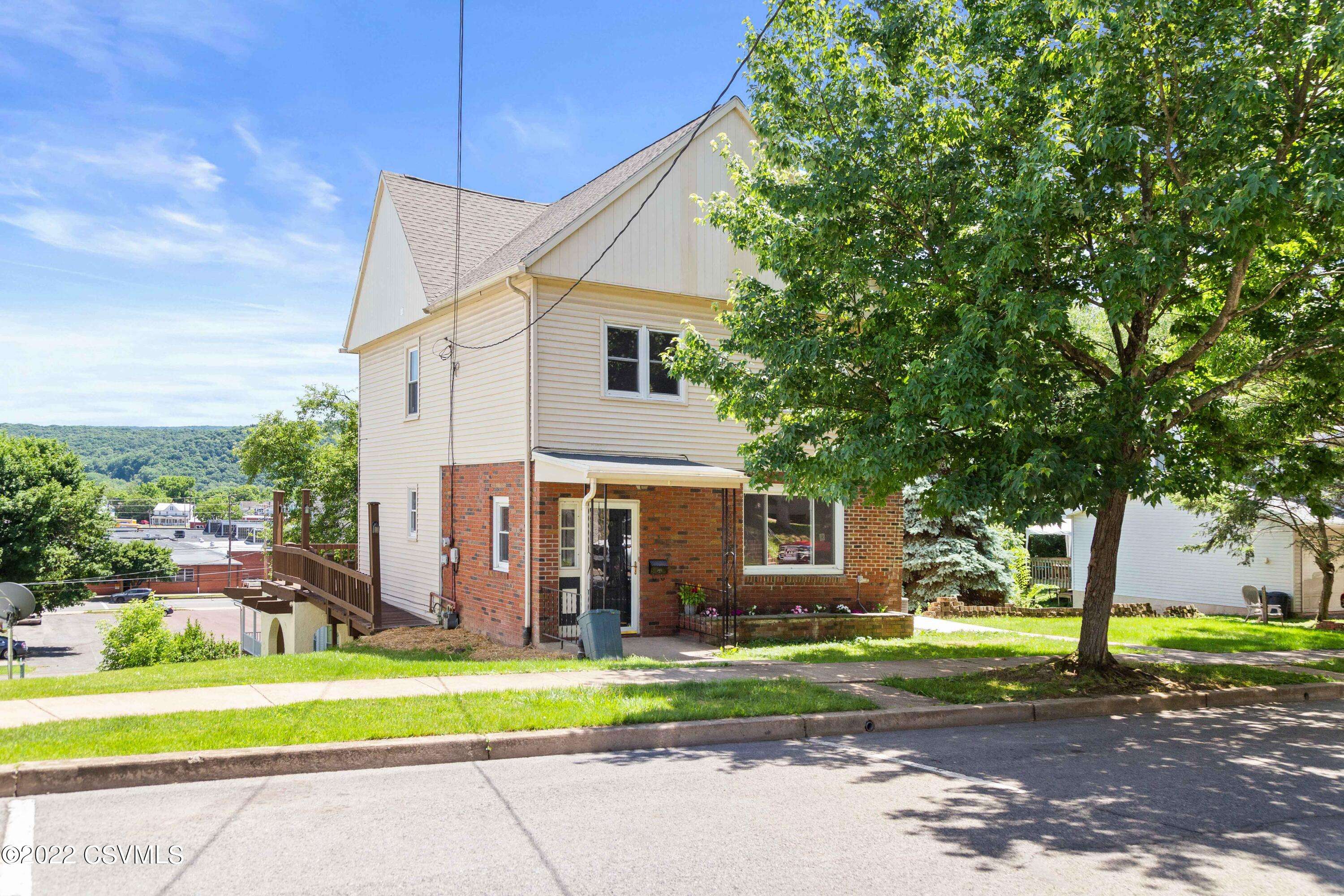 560 E 4TH ST, Bloomsburg, PA 17815