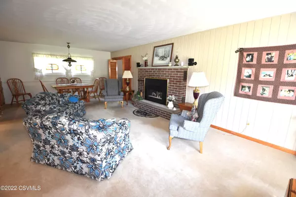Bloomsburg, PA 17815,111 HEMLOCK LN