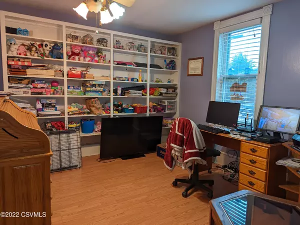 Berwick, PA 18603,235 E 13TH ST